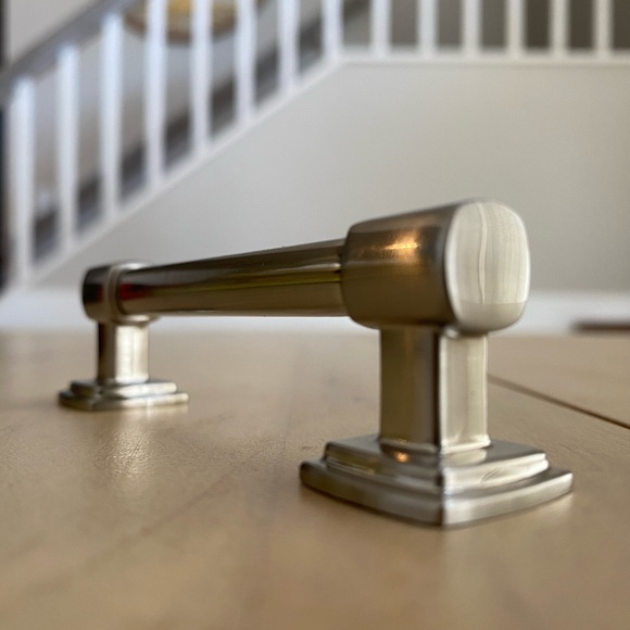 Drawer poles, drawer hardware set of 2 by Liberty, Weber satin nickel finish - Picture 7 of 13